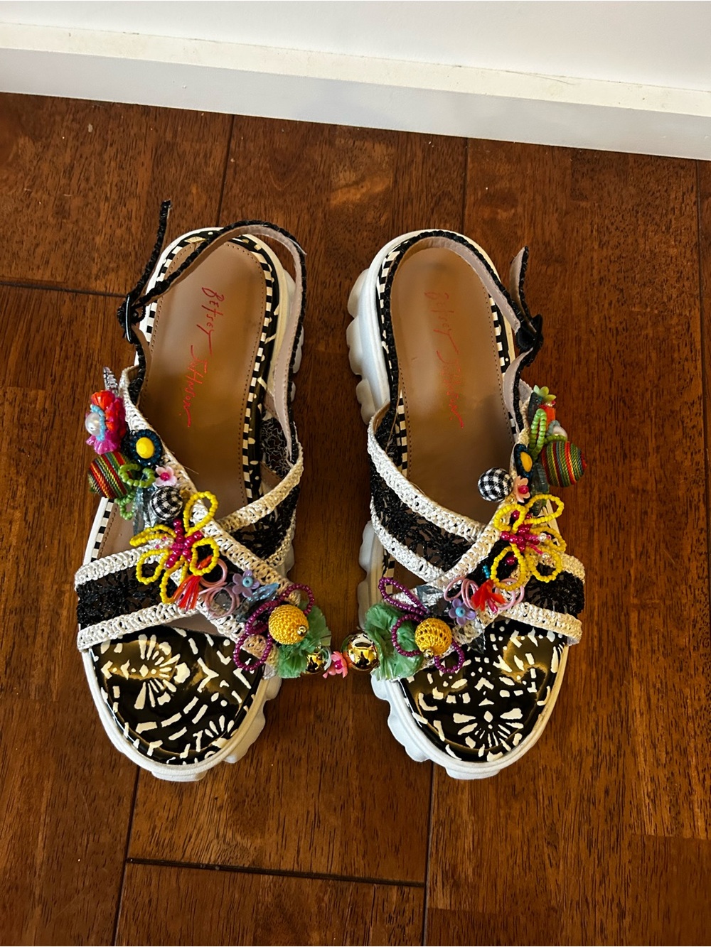 Betsey Johnson Graysen Black & White Beaded Floral Platform Sandal - Picture 3 of 7